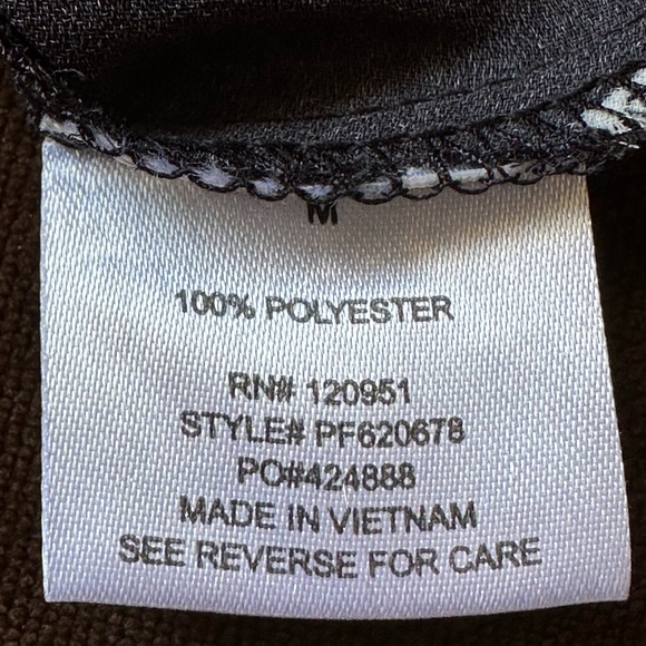 Pink Rose Black & White Cap Sleeves. Light Summer Blouse   SZ M - Picture 7 of 10